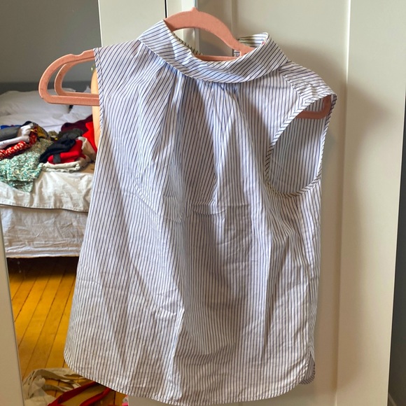 ⭐️Cute round neck blouse 🌈 - Picture 1 of 2